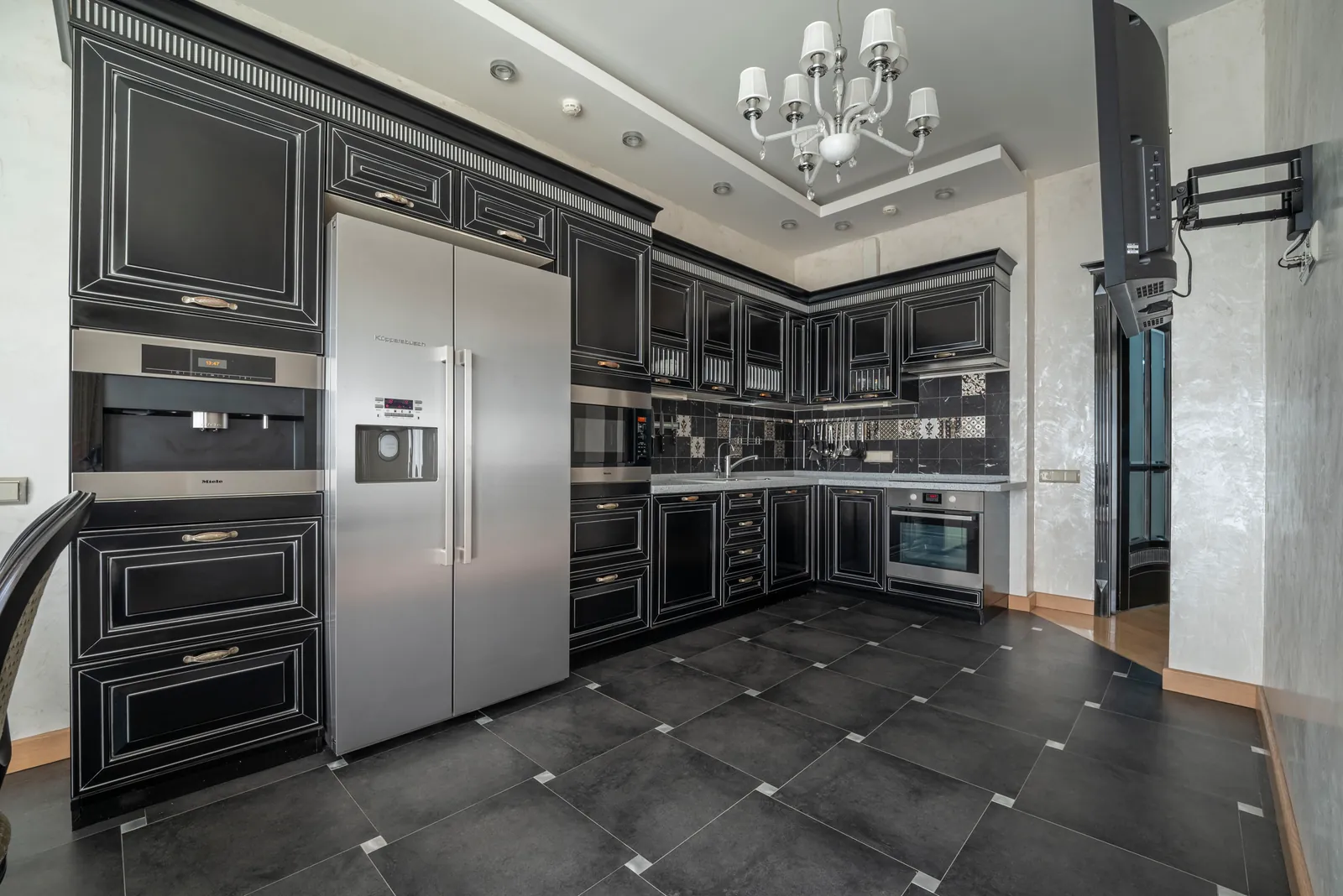 3-комнатная квартира 128,3 м², корпус 4 ЖК «Миракс Парк» — фото 1