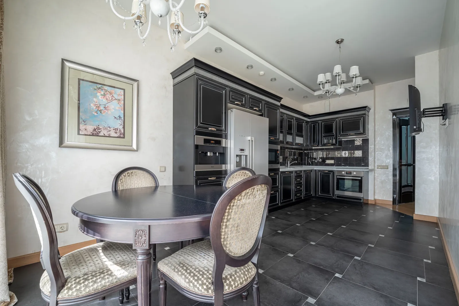 3-комнатная квартира 128,3 м², корпус 4 ЖК «Миракс Парк» — фото 2