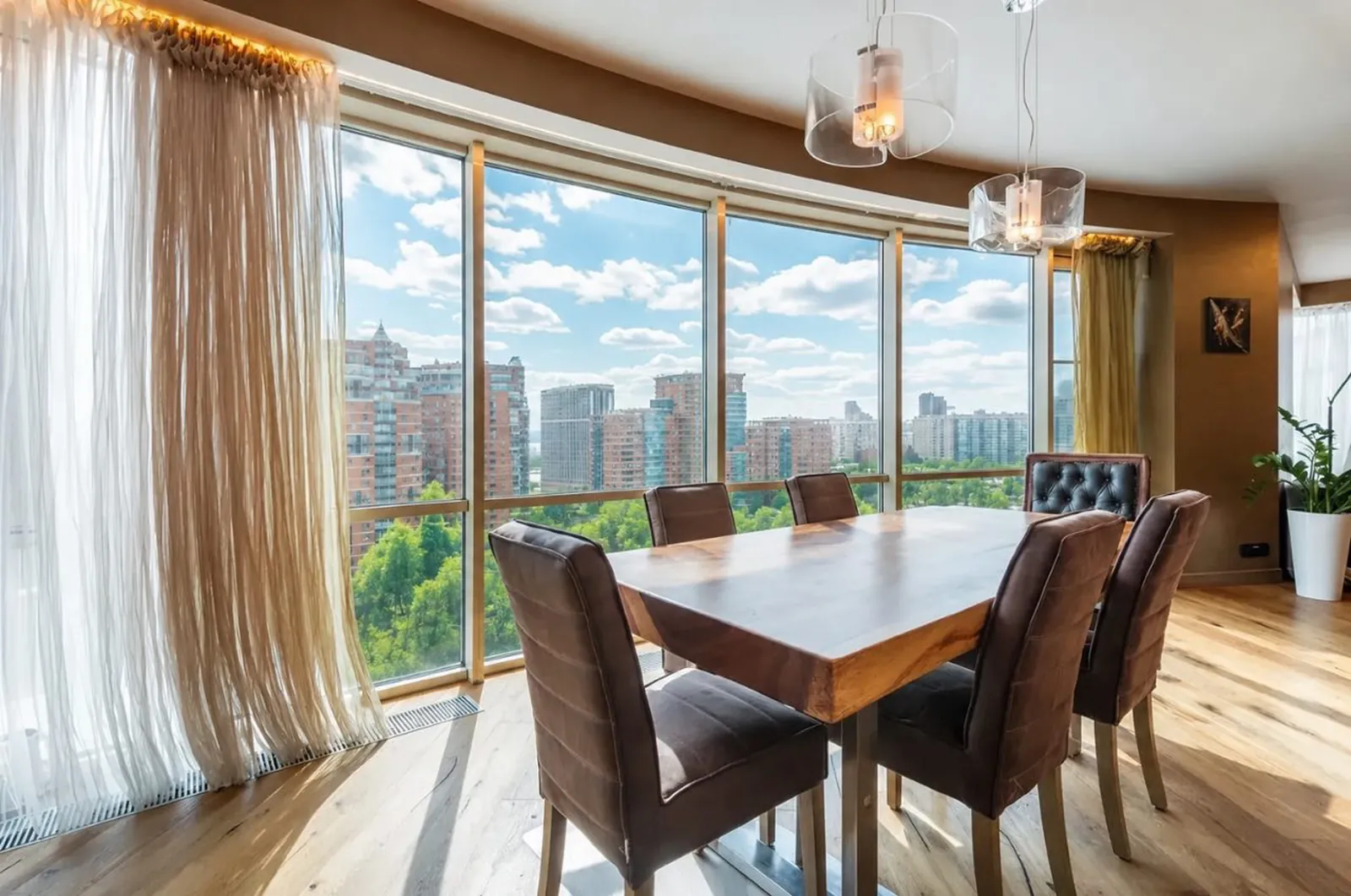 4-комнатная квартира 225 м², корпус 4 ЖК «Миракс Парк» — фото 1